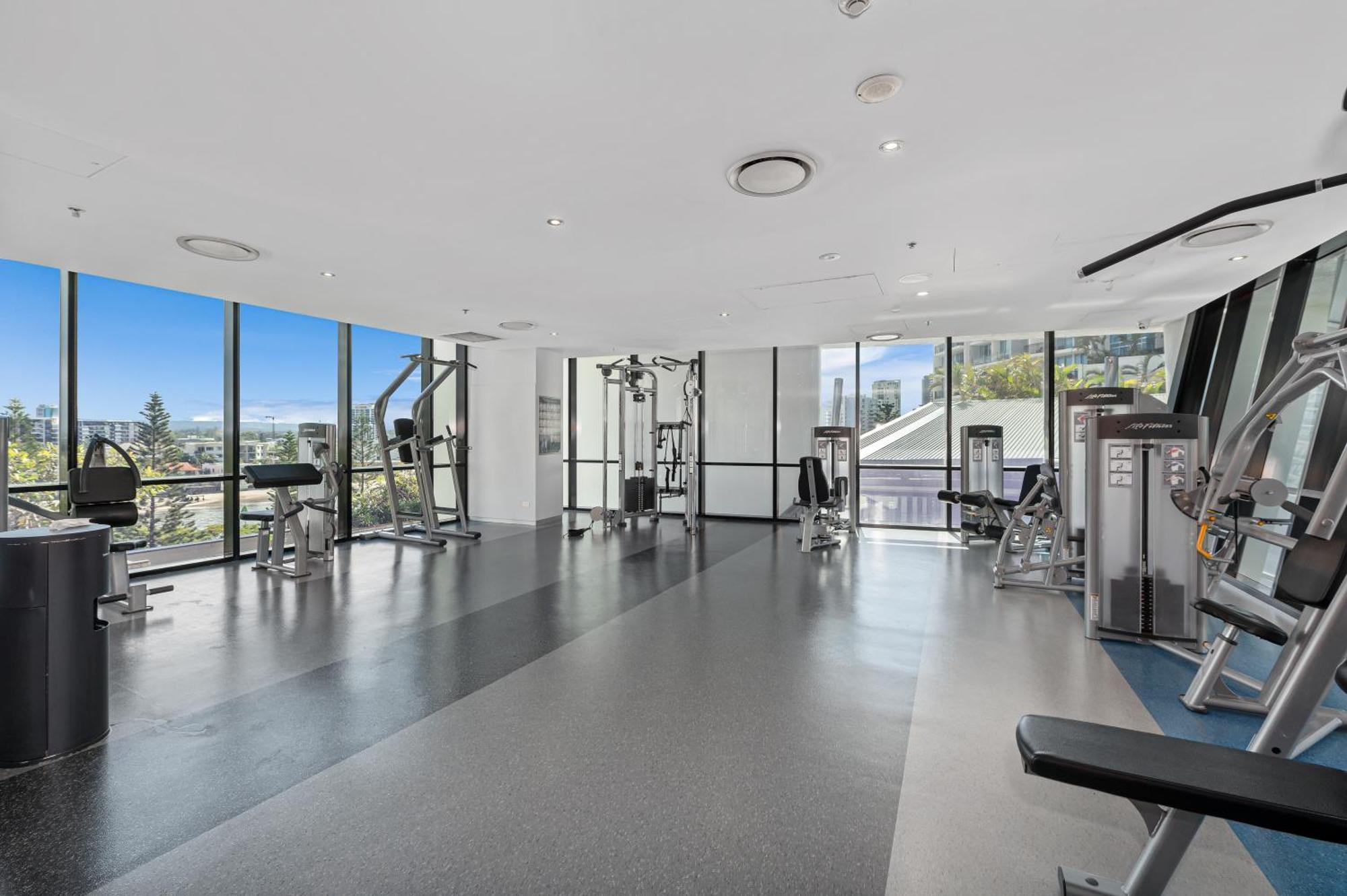 Circle On Cavill Contemporary Luxury And Spacious Three Bedroom * Gold Coast